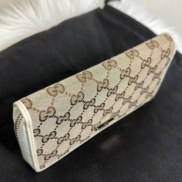 💯Authentic Gucci  Zipped Around Long Wallet🍀 - Picture 5 of 16